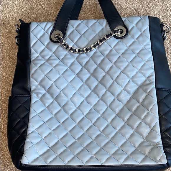 Large Bag. - Picture 4 of 4